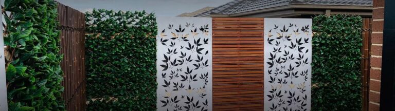 Artificial Hedge Fence