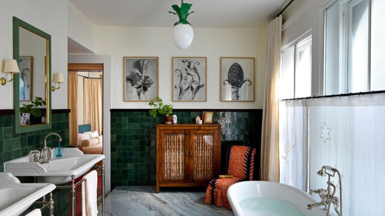 Small Bathroom